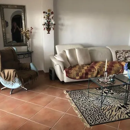 Apartment Met Prive Zwembad